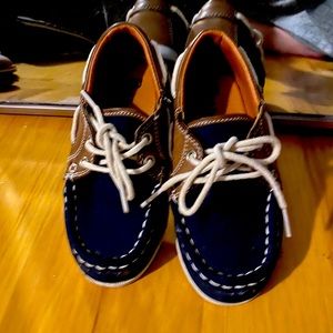 RW Robert Wayne loafers